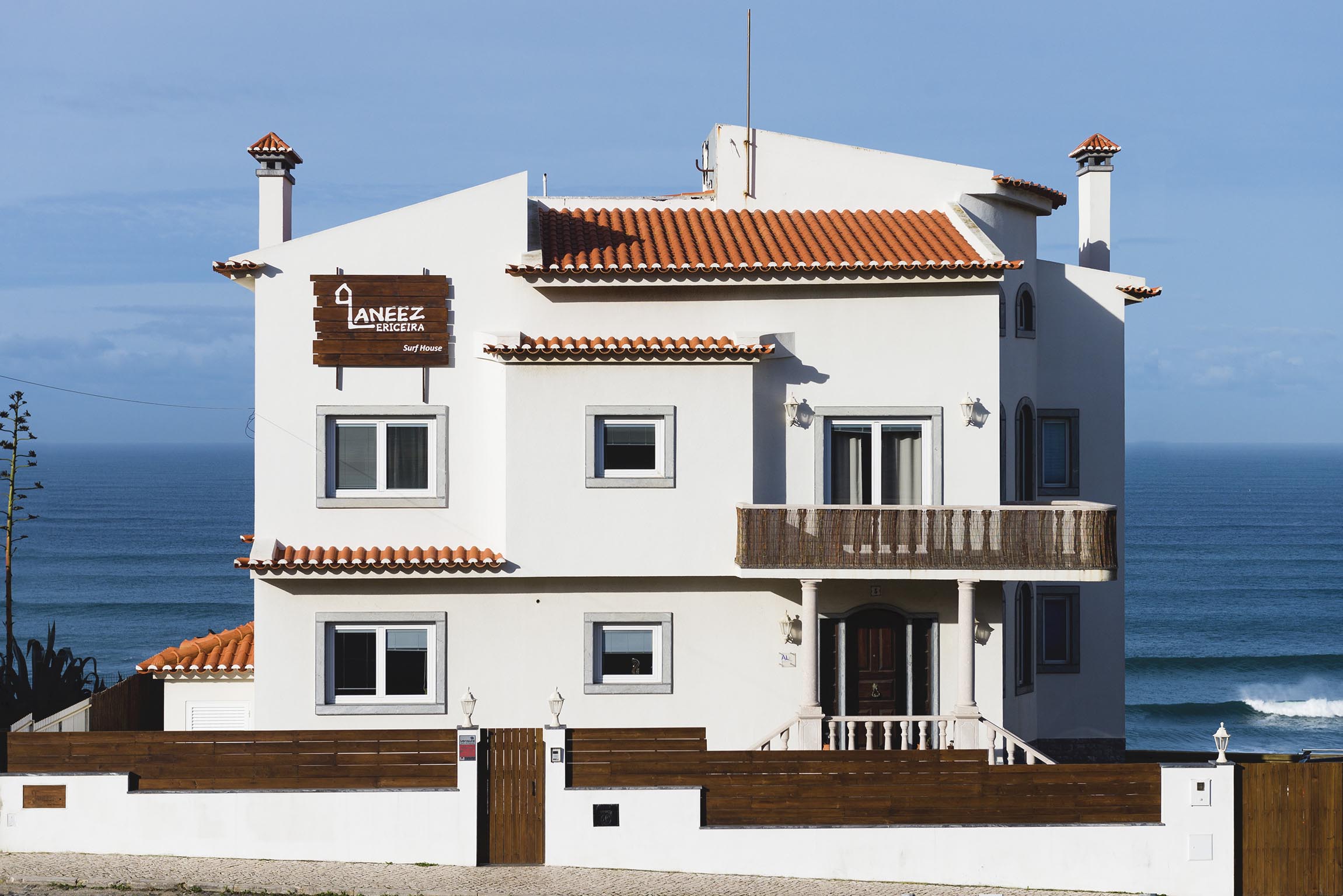 Laneez Ericeira Surf House